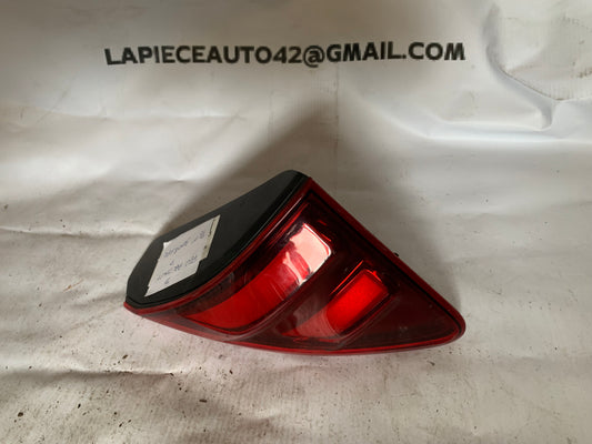 Feu arrière droit intérieur Peugeot 3008 1 phase 2