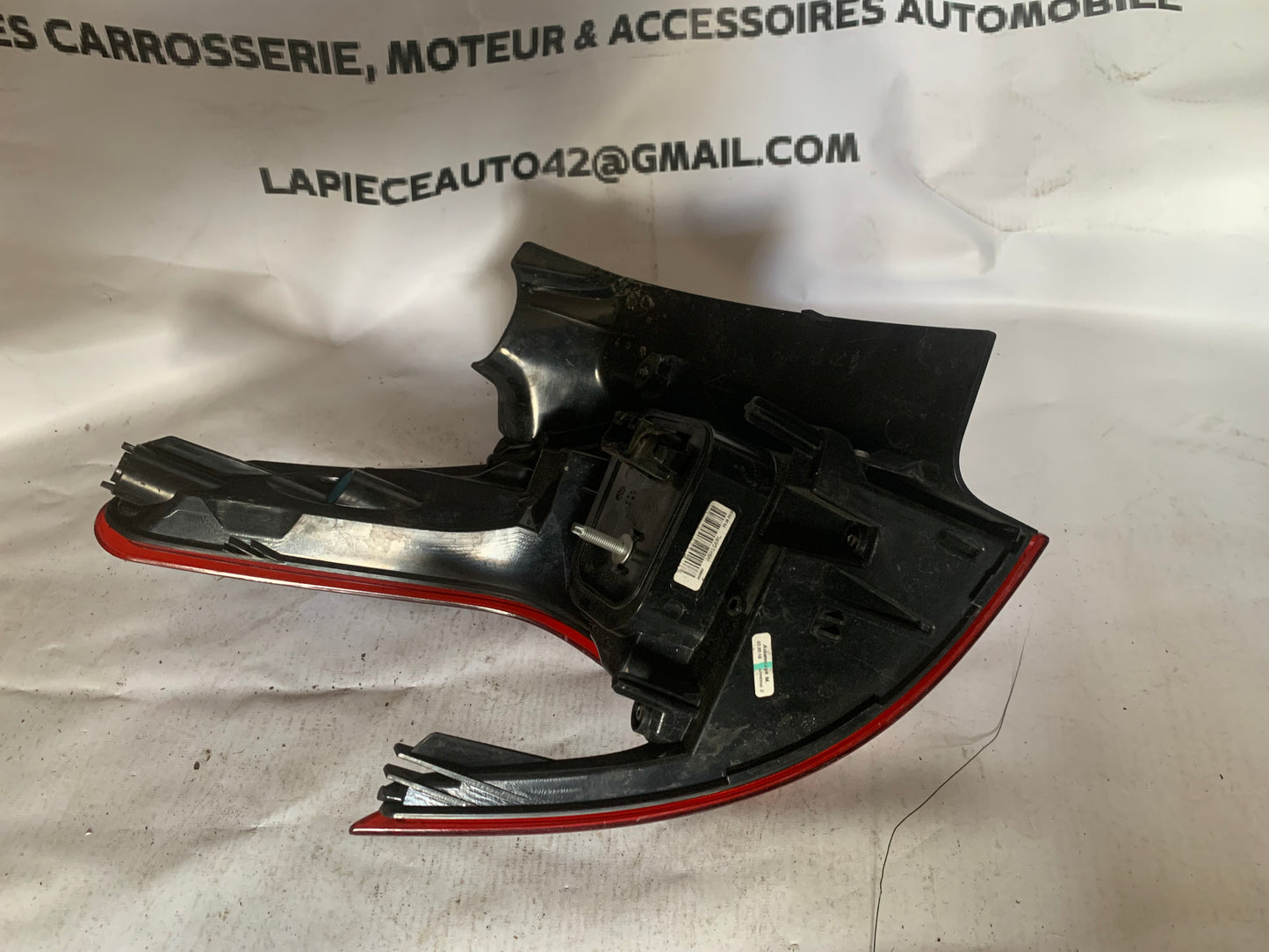 Feu arrière droit extérieur Peugeot 2008 1 phase 2