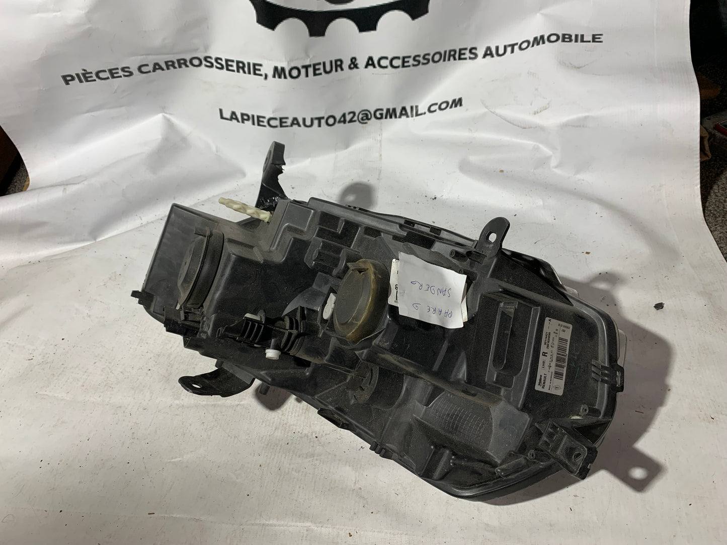 Phare avant droit Dacia Sandero