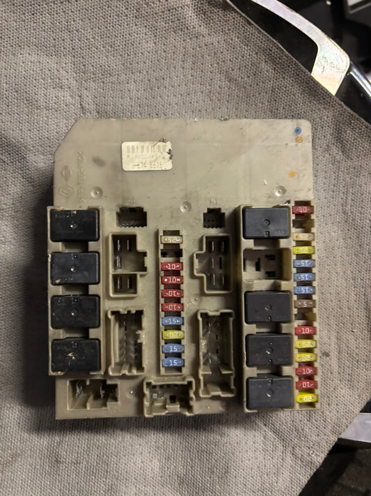 UPC Renault 674660B