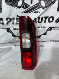 Feux arrière droit Renault Trafic 3
