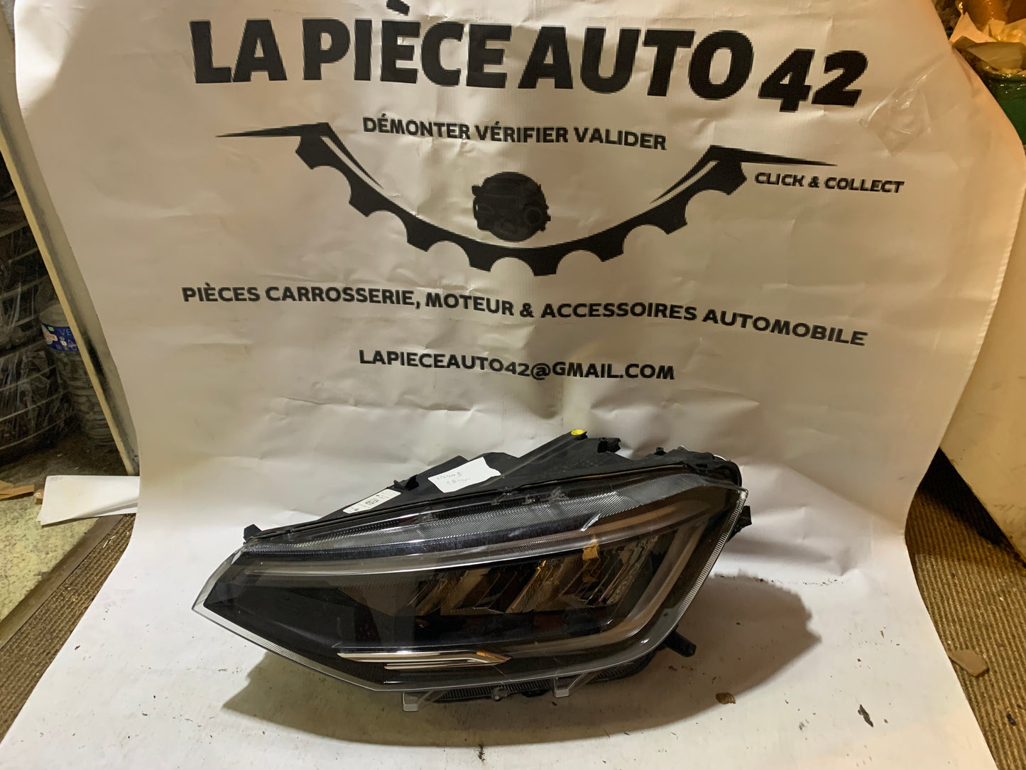 Phare avant gauche Volkswagen Taigo (2G)