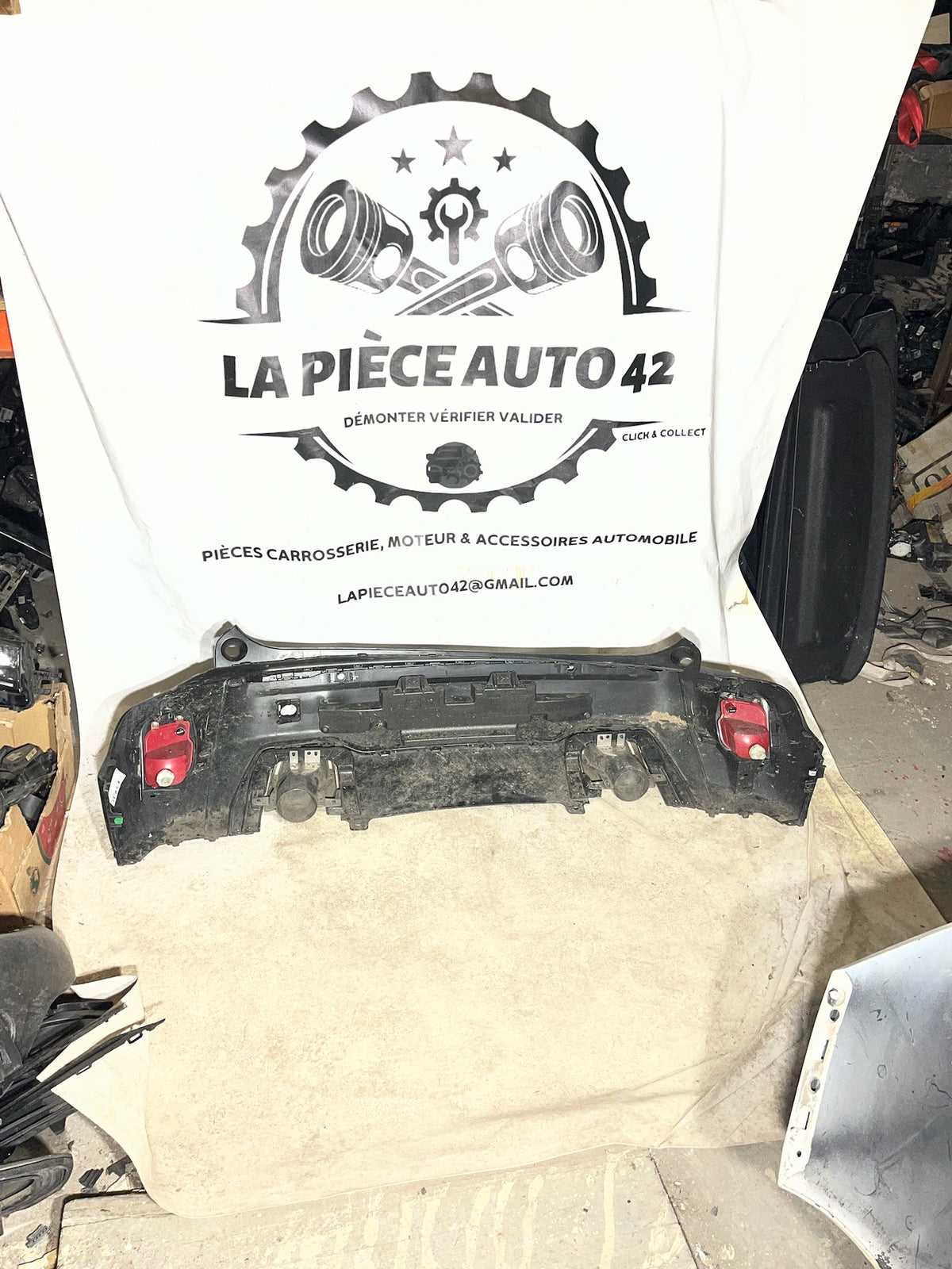 Pare choc arrière Peugeot 2008 2