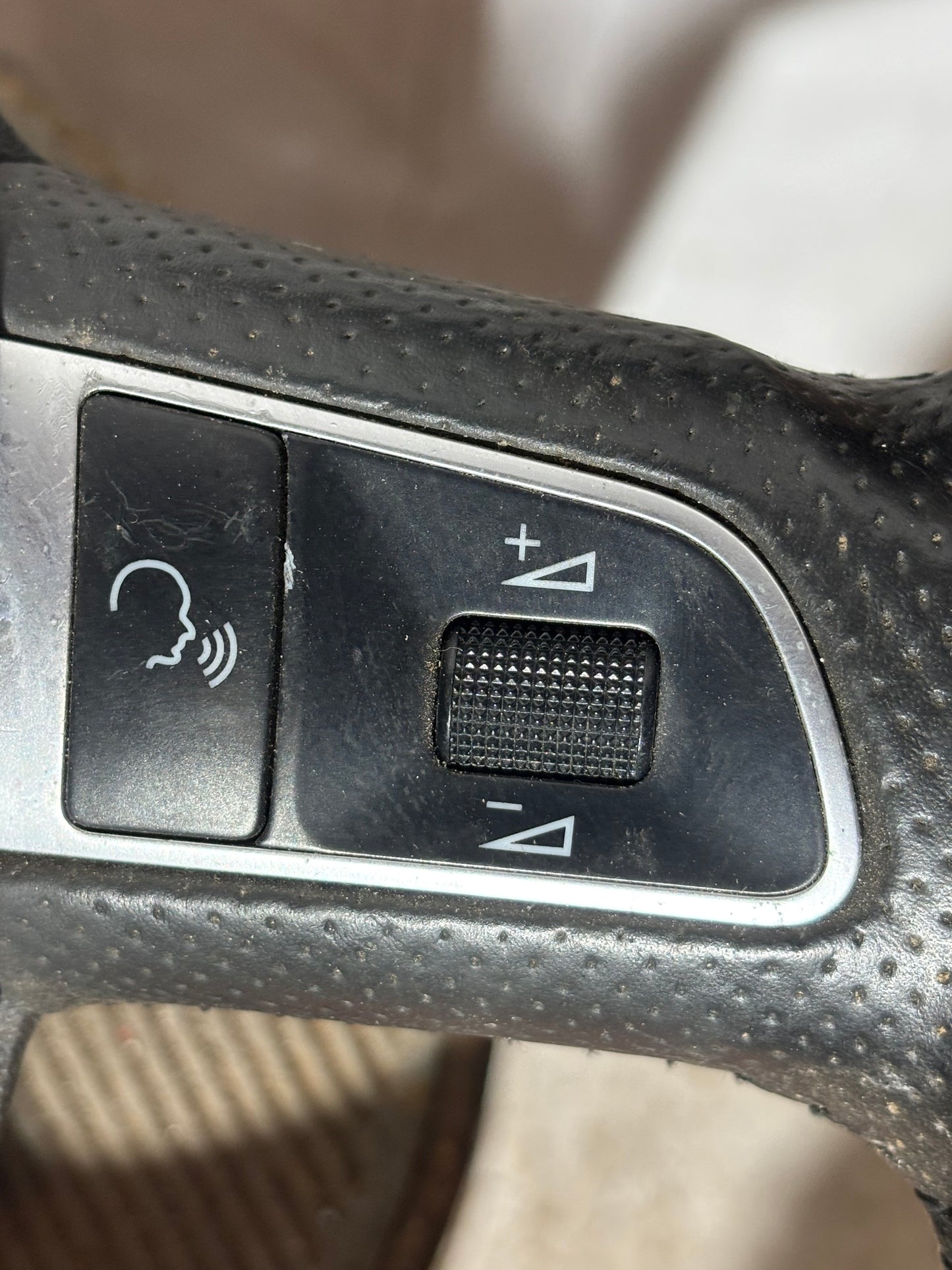 Volant Audi A5 8T