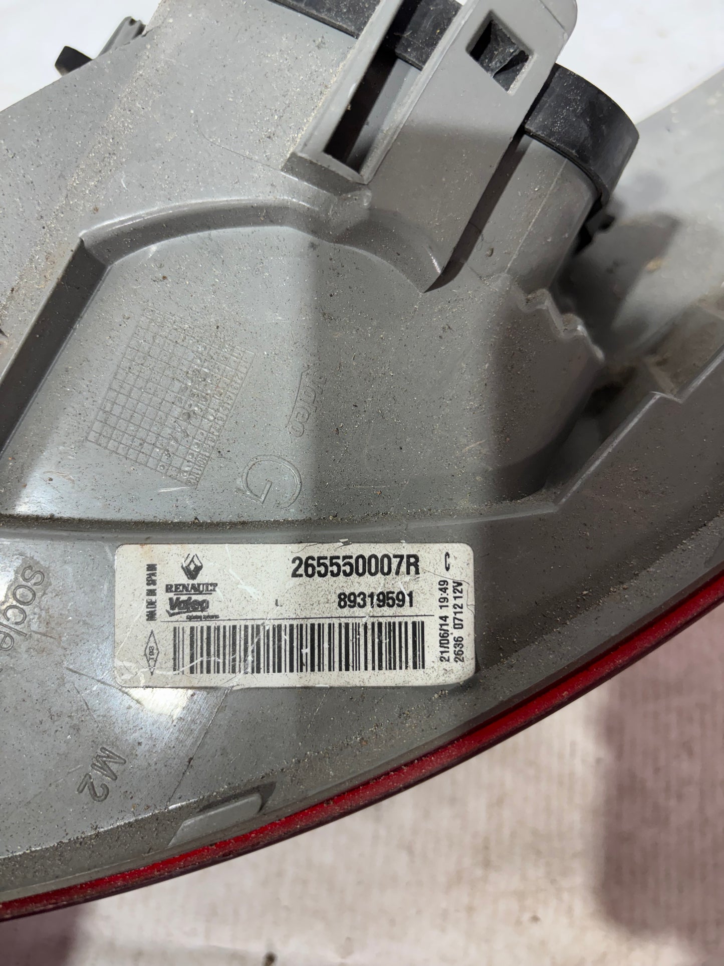 Feux arrière gauche Renault Mégane 3 phase 1