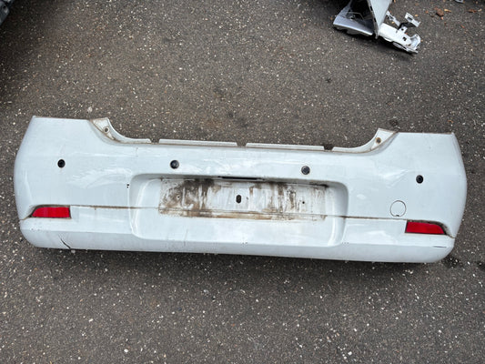 Pare choc arrière Dacia Logan 2 blanc