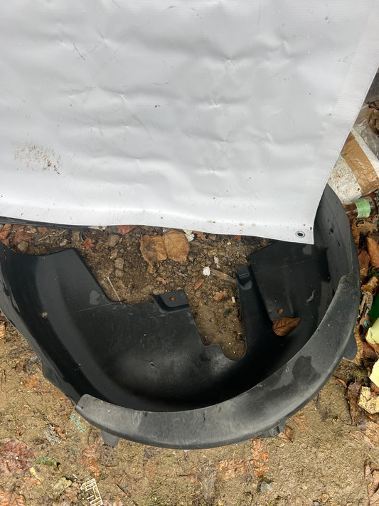 Pare boue arrière gauche Peugeot 208