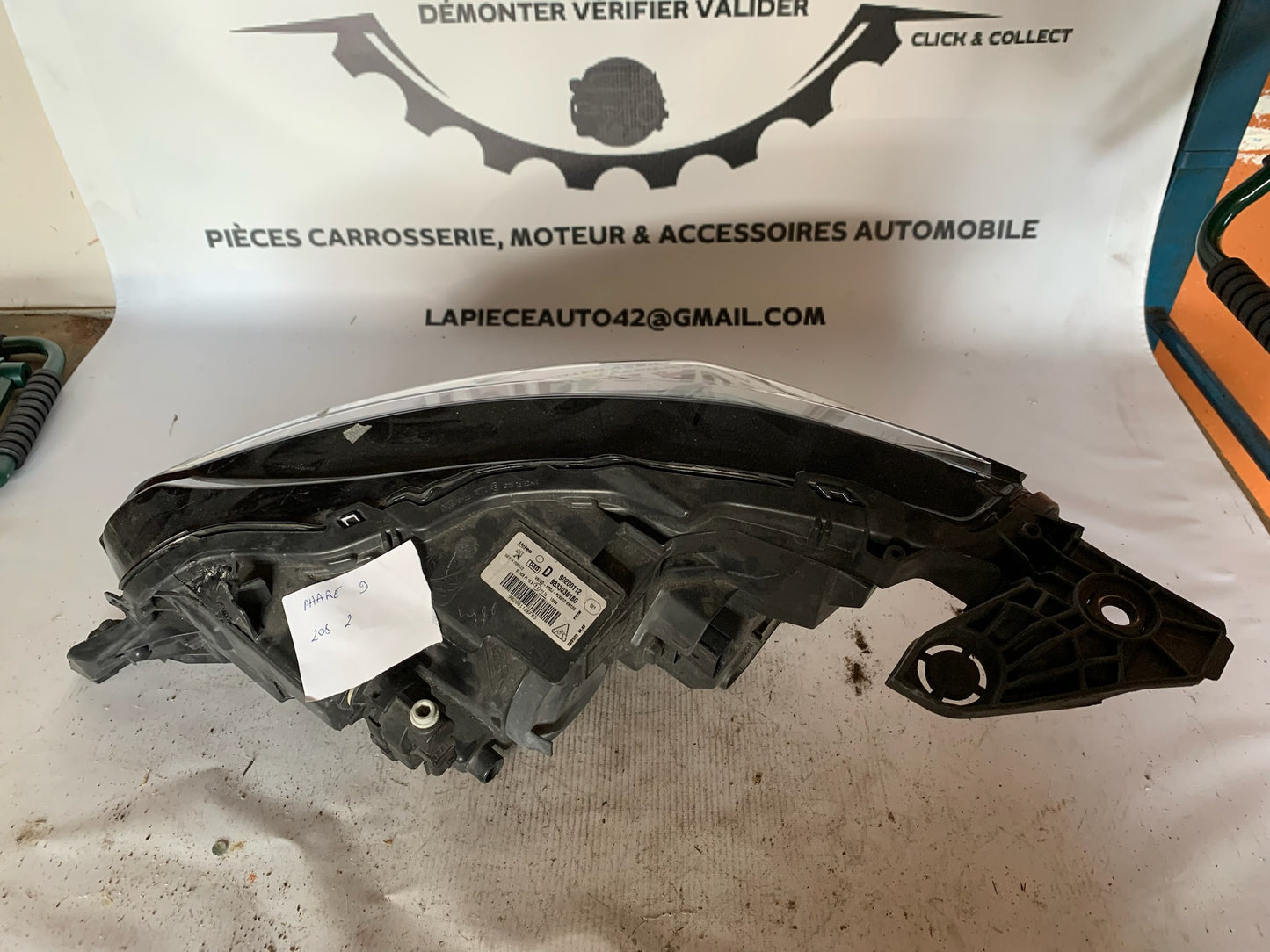 Phare avant droit Peugeot 208 2 Phase 2 LED