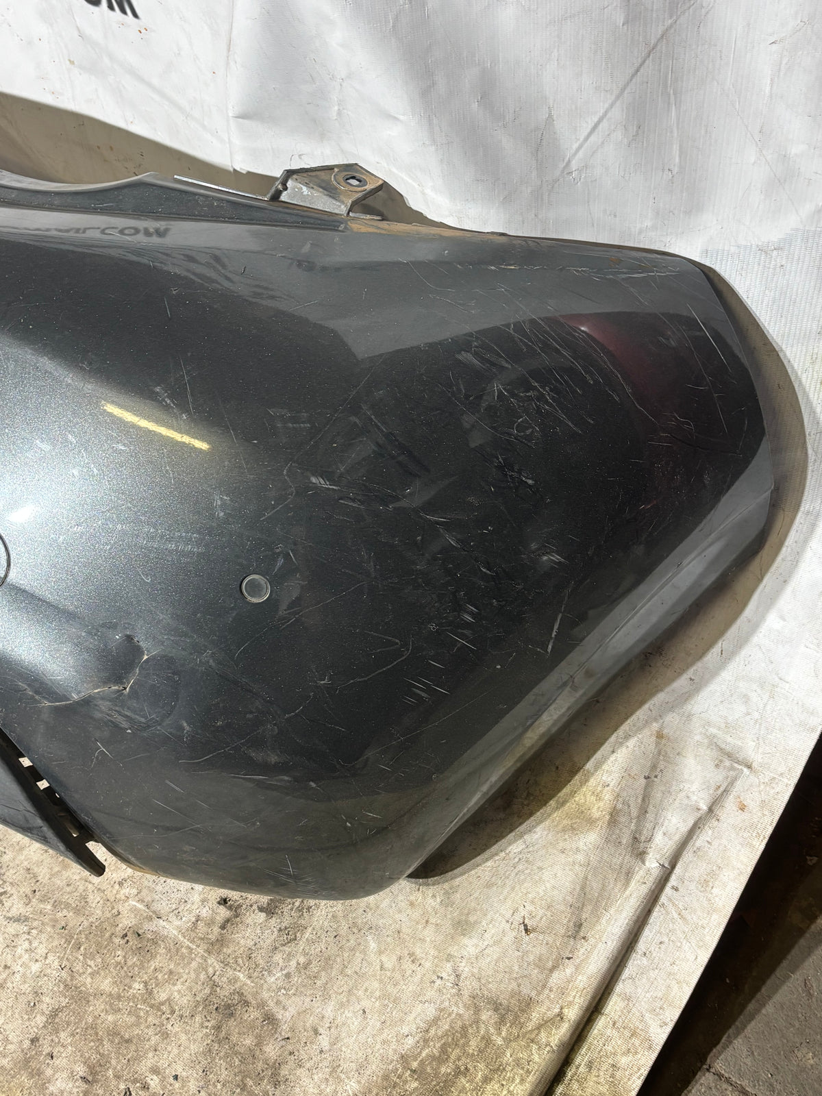 Pare choc arrière Peugeot 208 1 gris anthracite