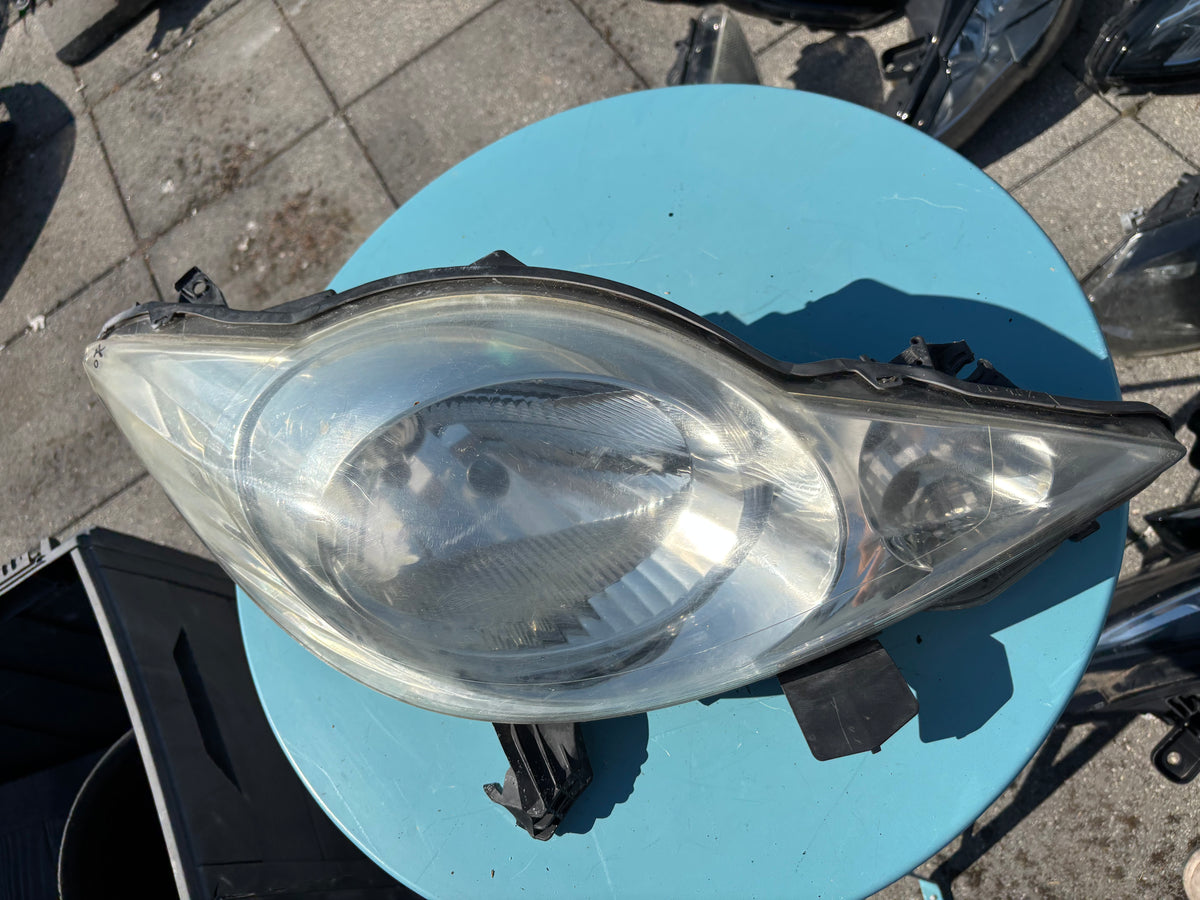 Phare avant droit Peugeot 107