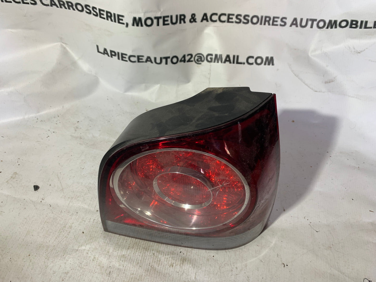 Feu arrière droit Volkswagen polo 4 phase 2 9N3