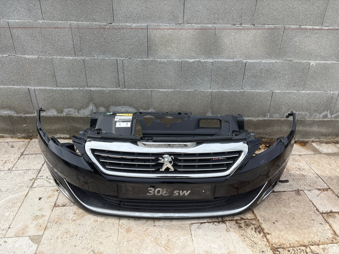 Pare Choc avant 308  t9 gt line (phase 1)