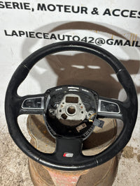 Volant Audi S8 avec palettes changement de vitesse
