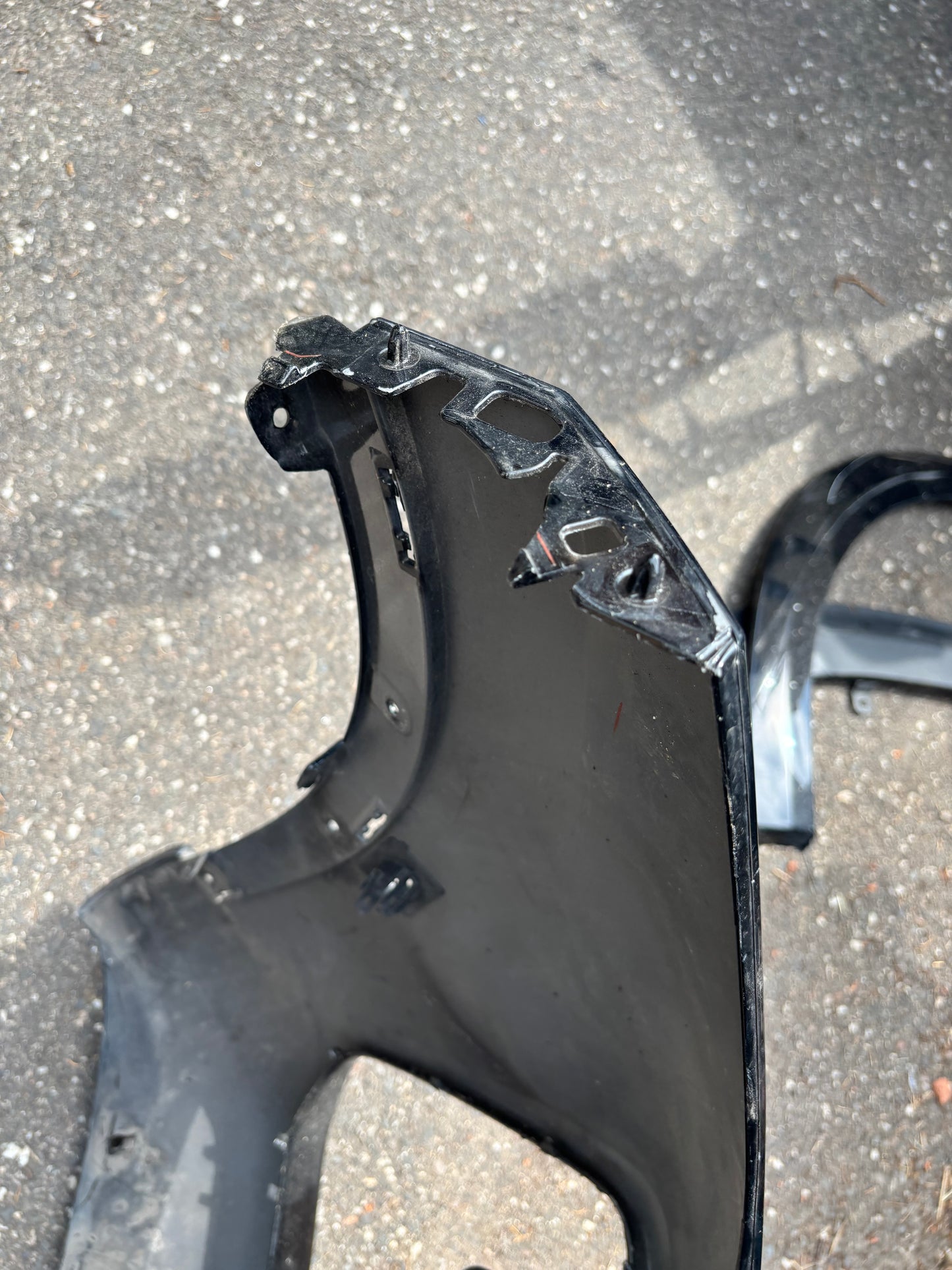 Pare choc avant BMW X1 U11 noir