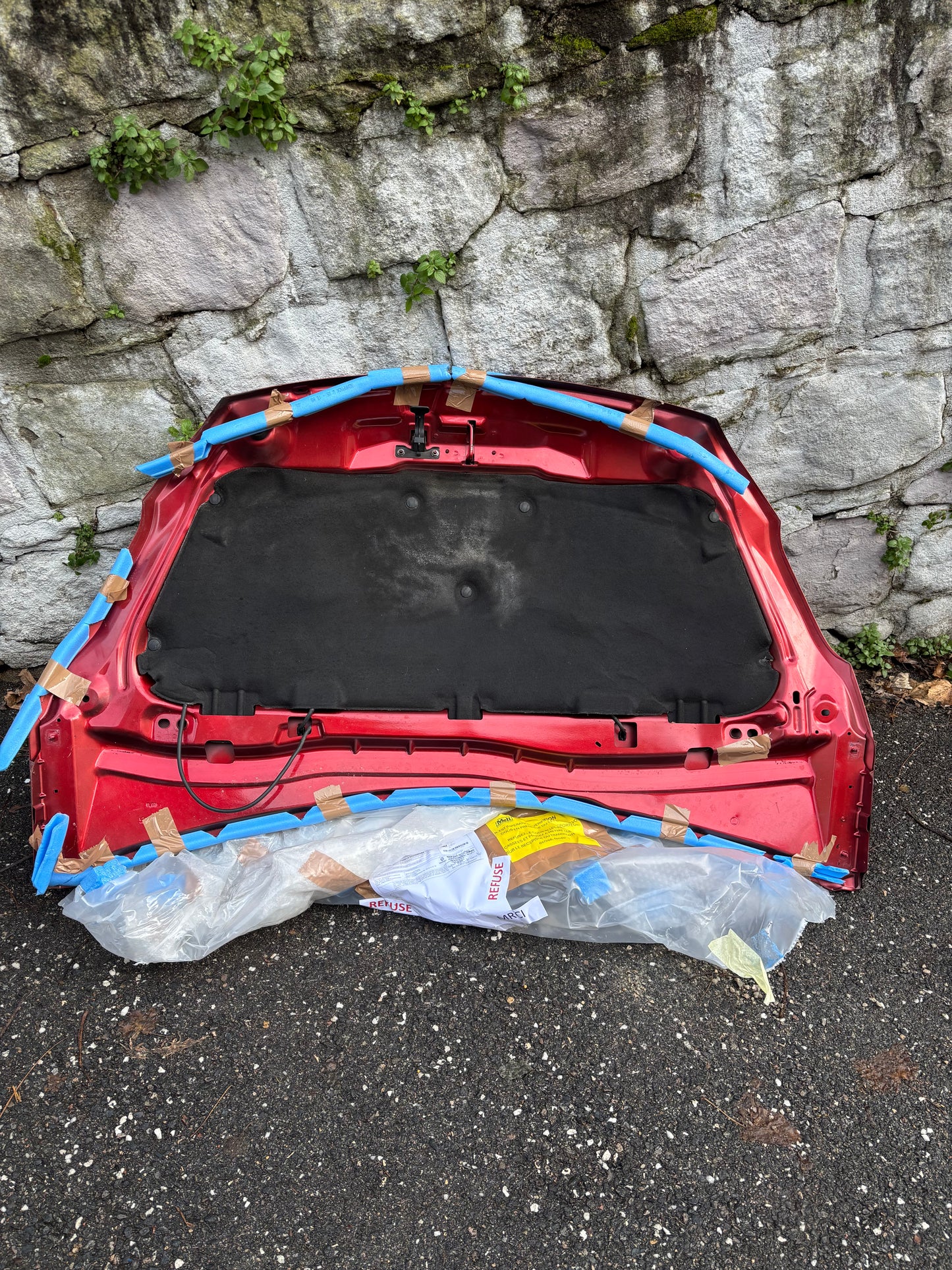 Capot Peugeot 208