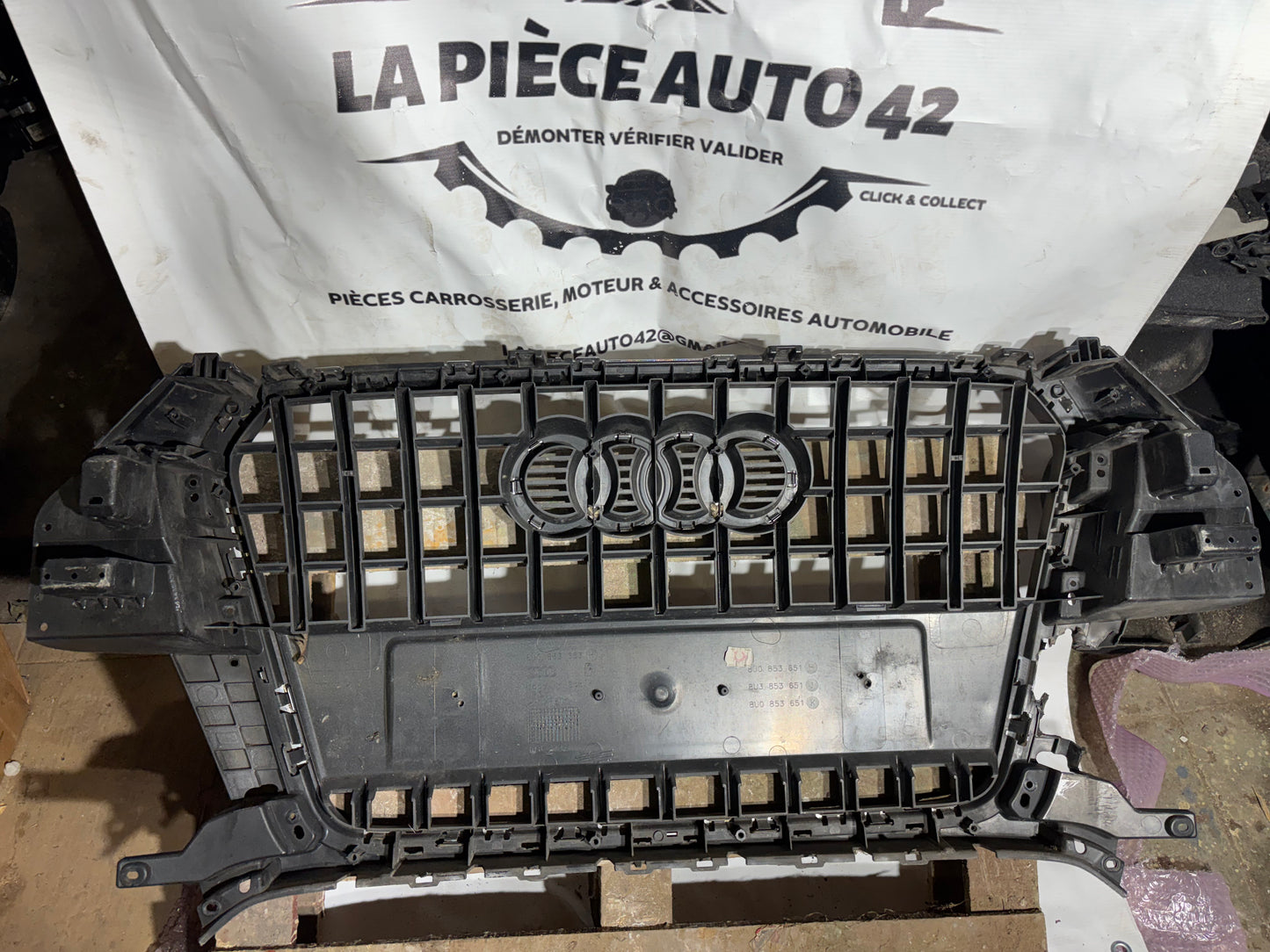 Calandre Audi Q3 / 8U0853651