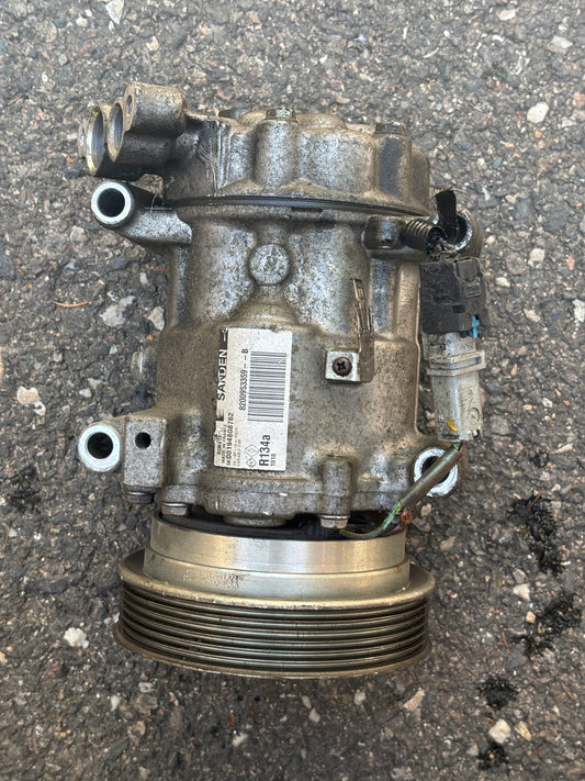 compresseur de climatisation Renault Clio 3 / Kangoo￼