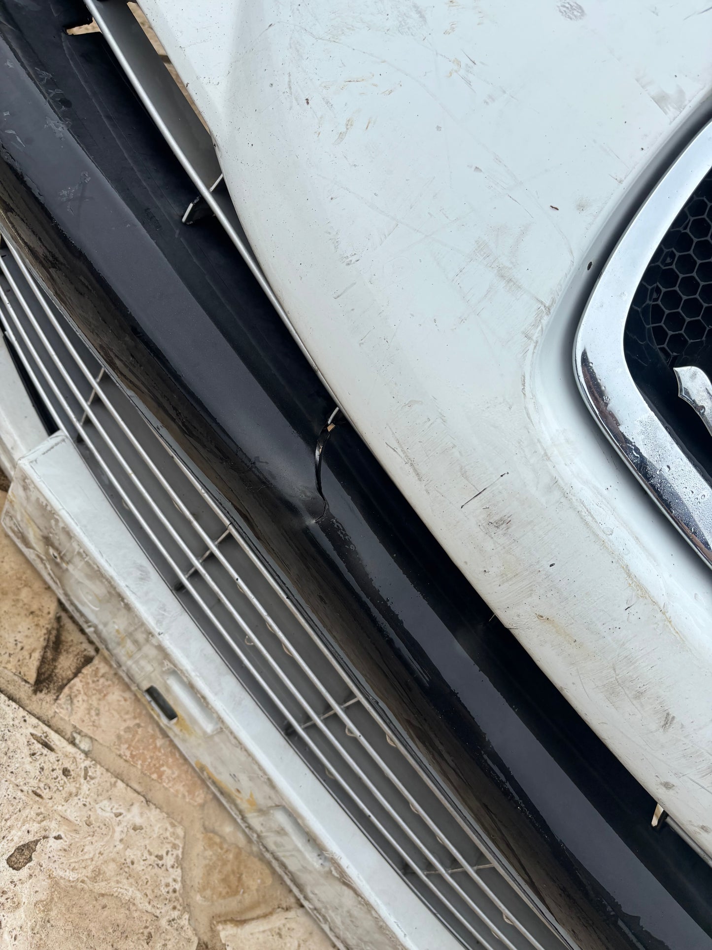 Pare choc avant Peugeot 206 + blanc