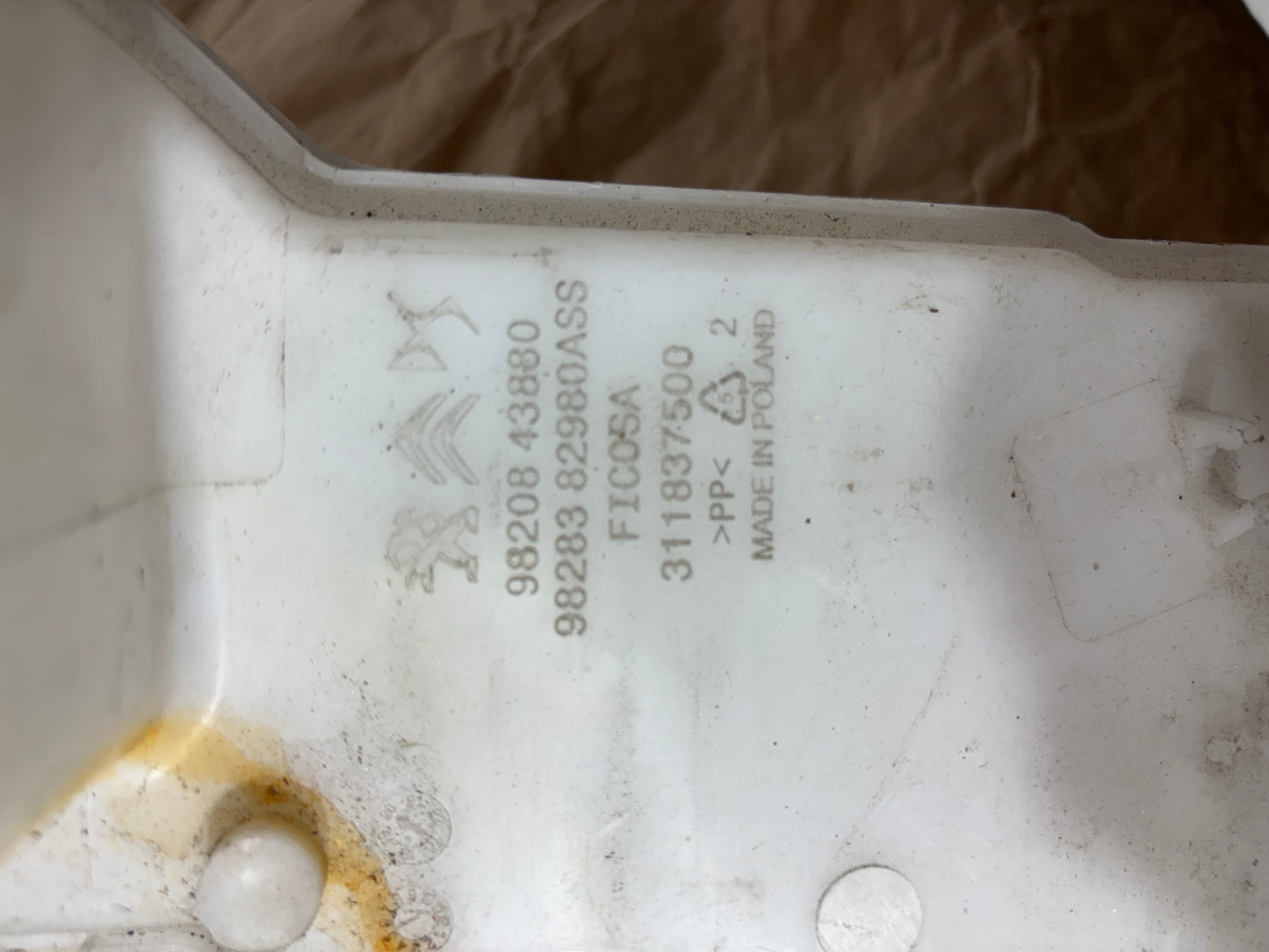 Réservoir de lave glace Peugeot 208 2 / Opel Mokka B