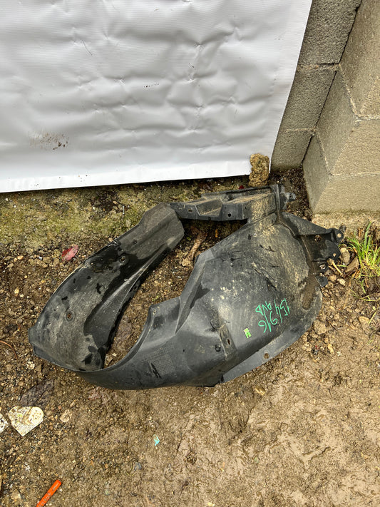 Pare boue avant droit Peugeot 108