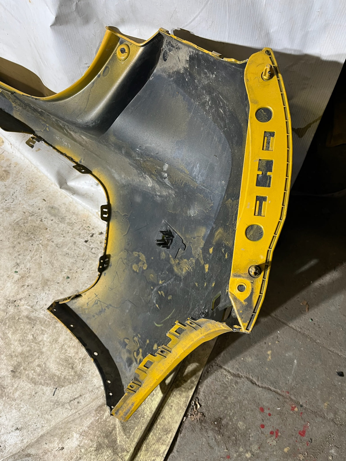 Pare choc arrière Peugeot 208 2 GT Line jaune