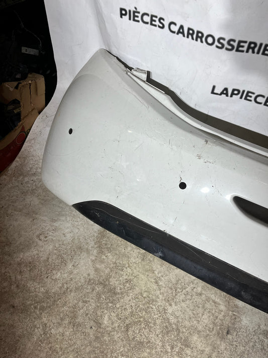 Pare choc arrière Peugeot 208 1 blanc + emplacement Radar