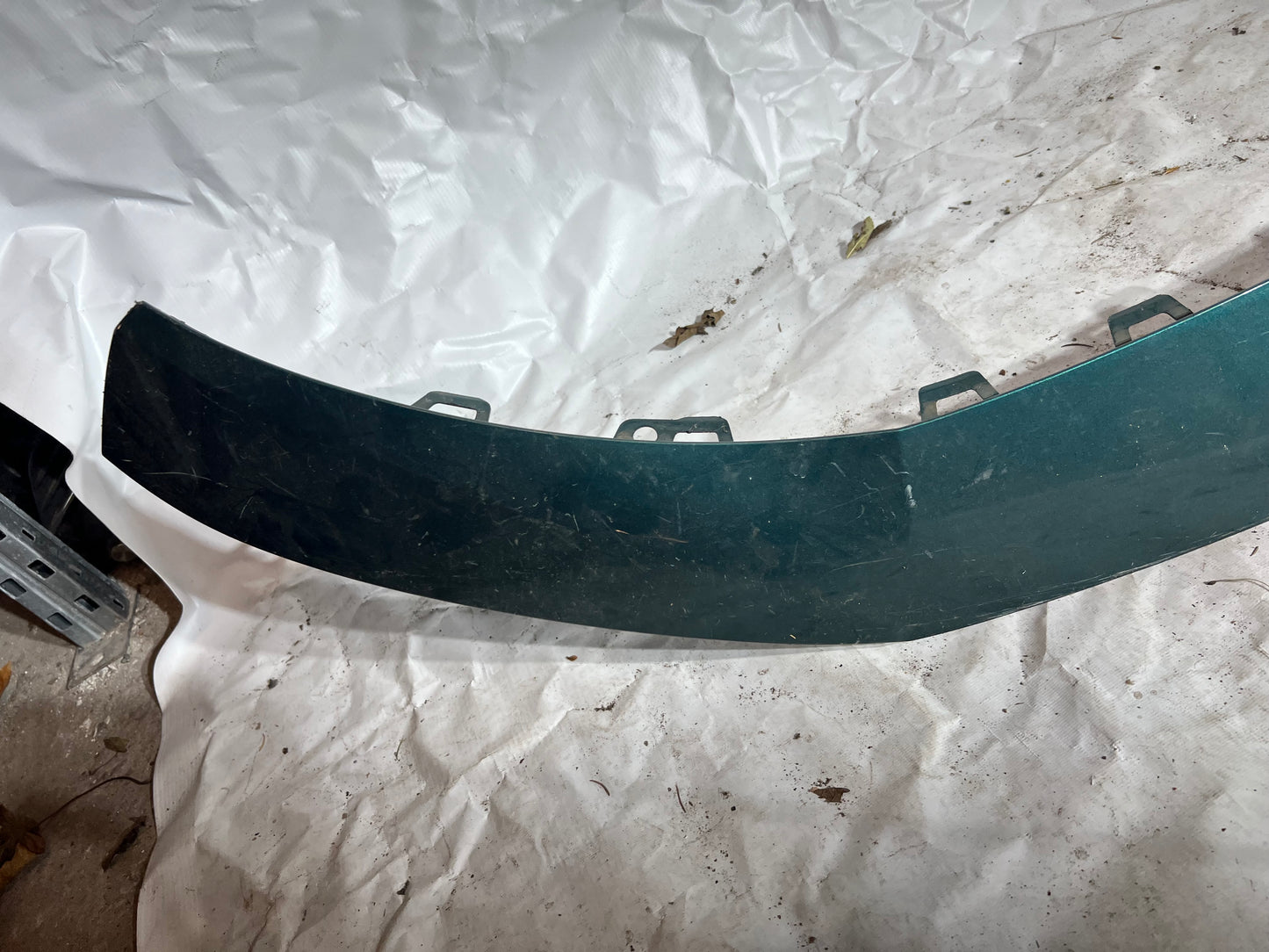 Calandre supérieur  Peugeot 308 3 (T10) vert