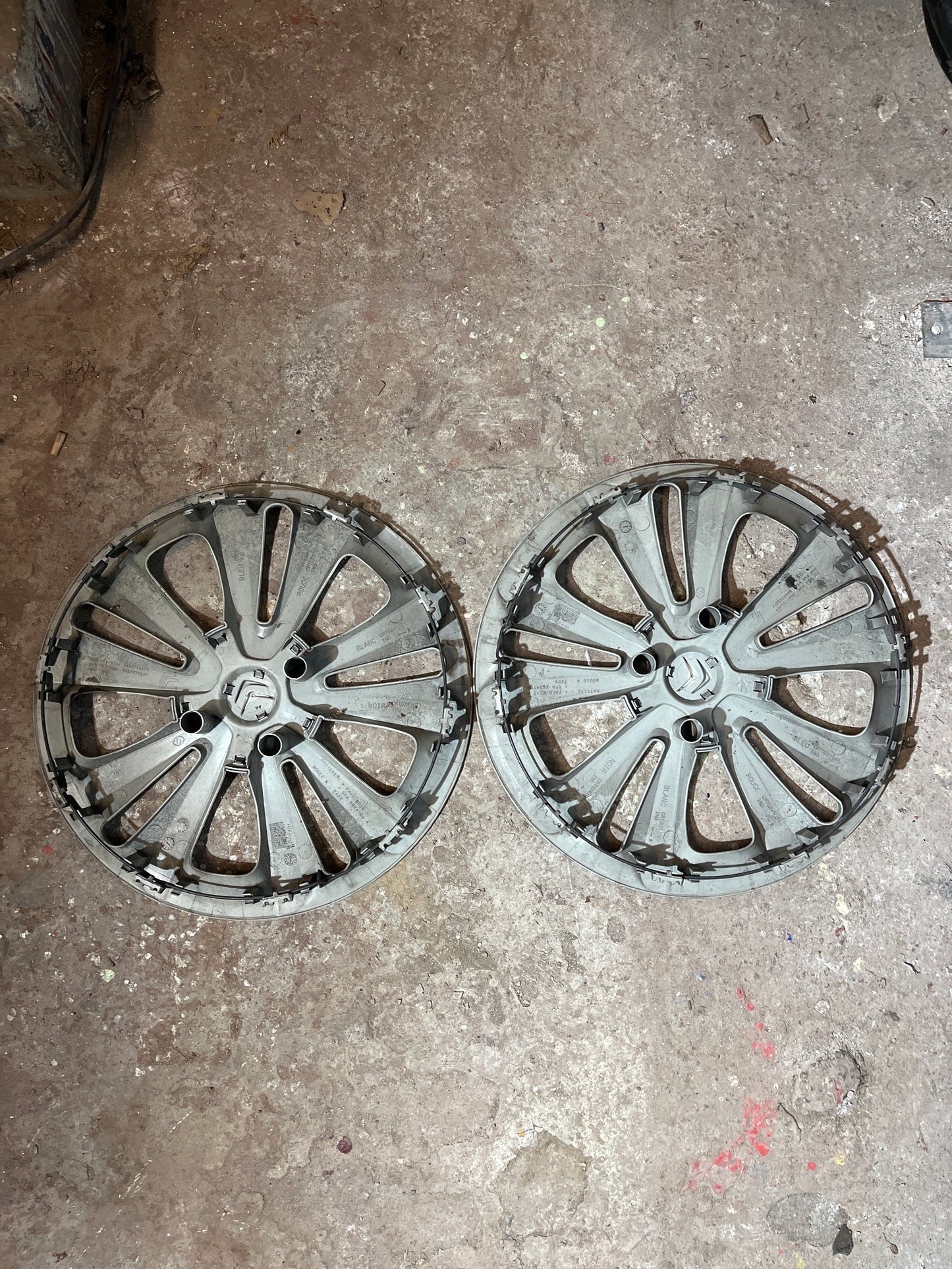 Enjoliveurs Citroen 16 pouces