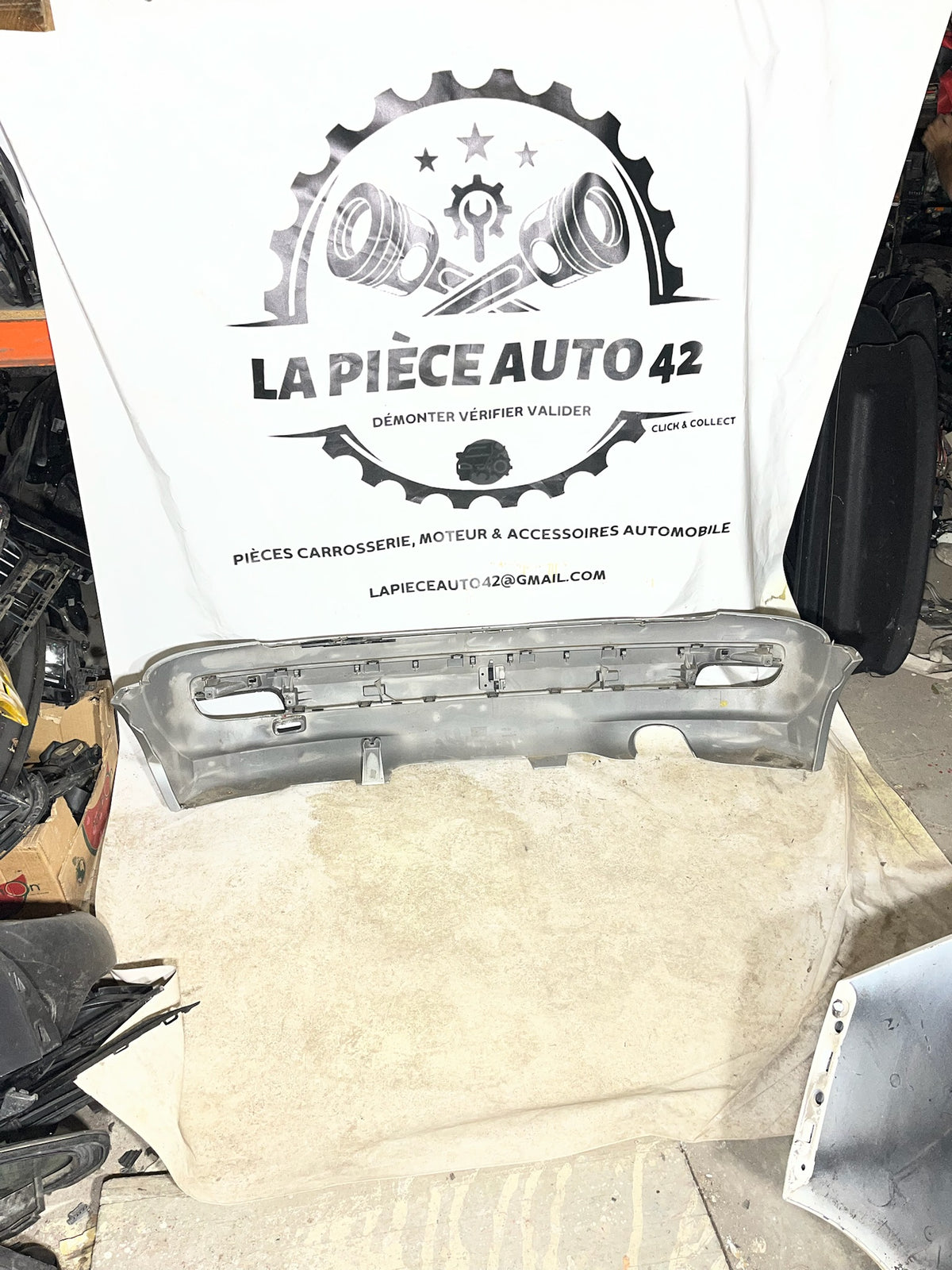 Pare choc arrière Peugeot 206+ gris