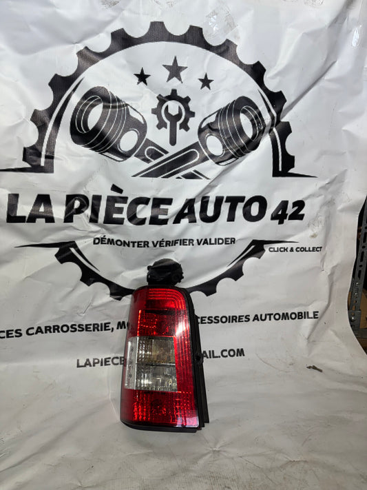 Feux arrière gauche Citroën Berlingo 2006