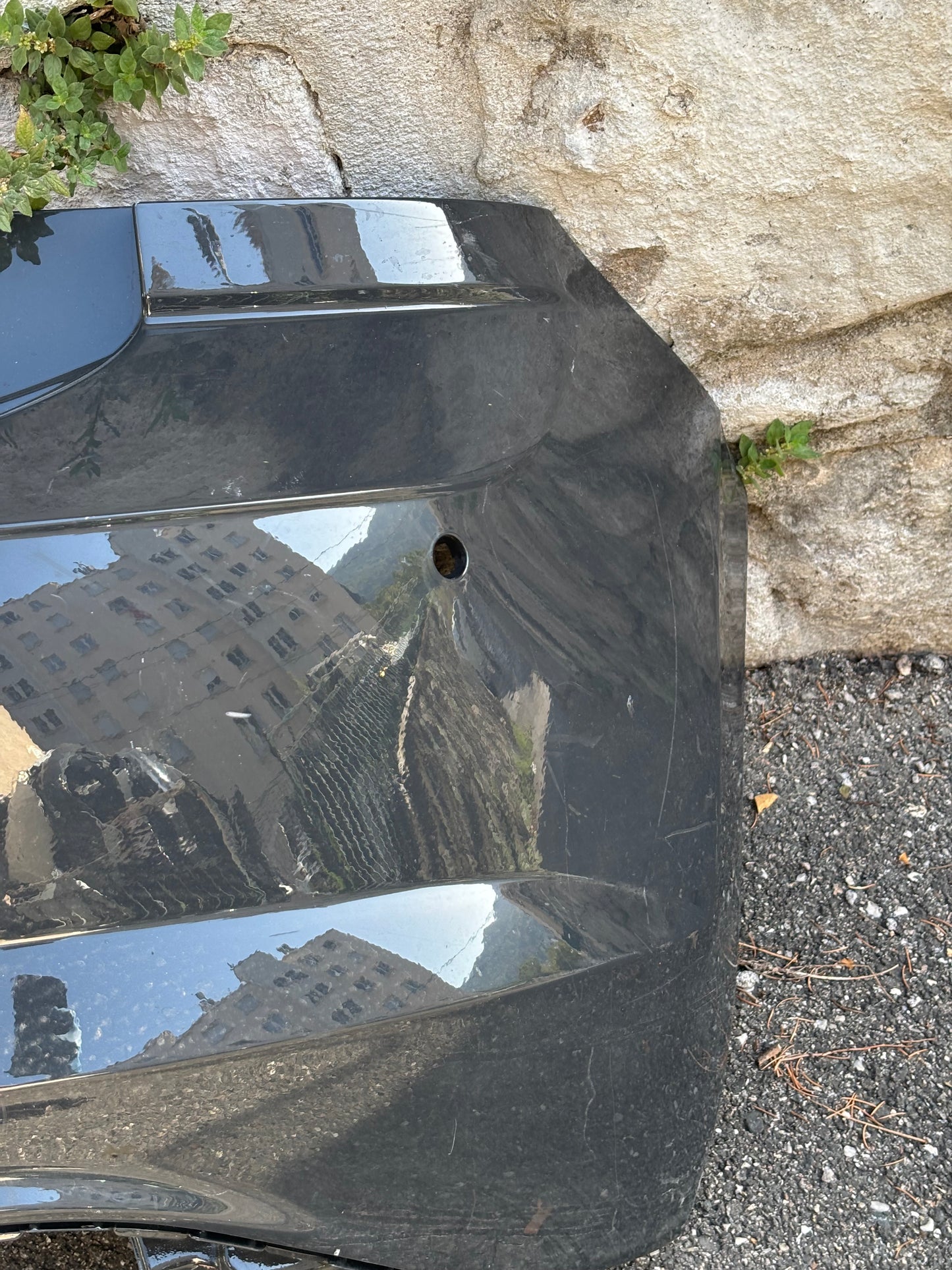 Pare choc arrière Volkswagen Polo 6 gris anthracite emplacement radar