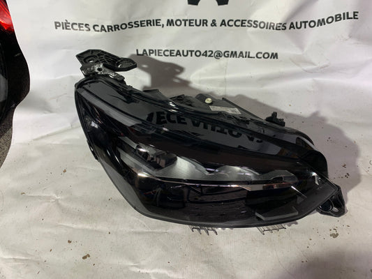 Phare avant droit Peugeot 2008 2