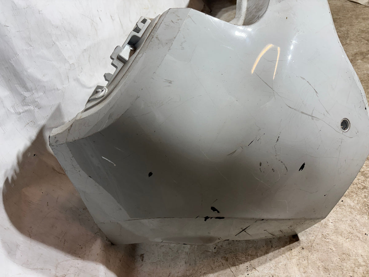 Pare choc arrière Renault Clio 4 Blanc + emplacement radar 850226858R 2016