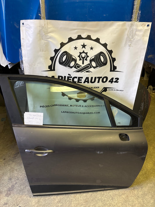 Porte avant droite renault Clio 4