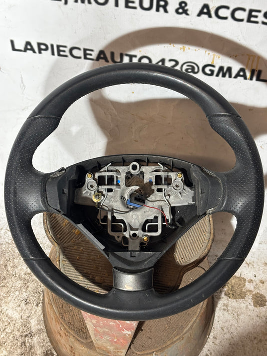Volant Peugeot 207