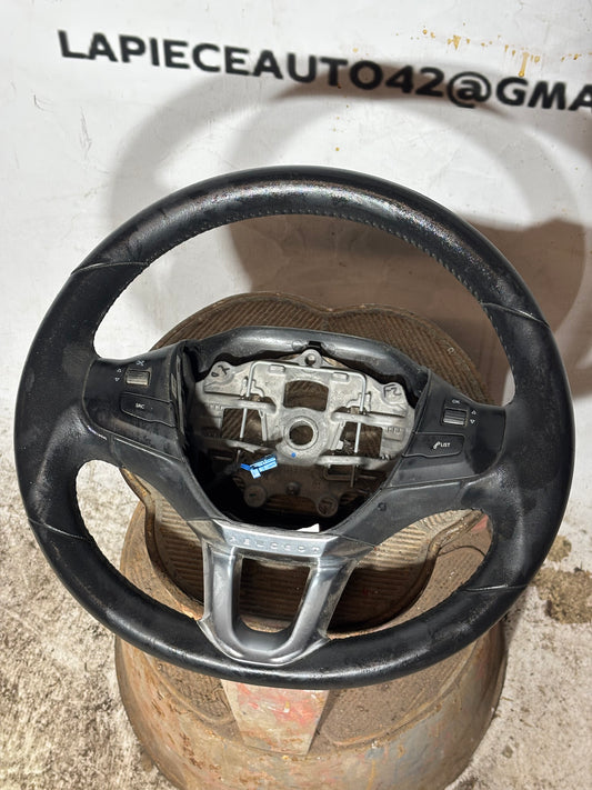 Volant Peugeot 208 1