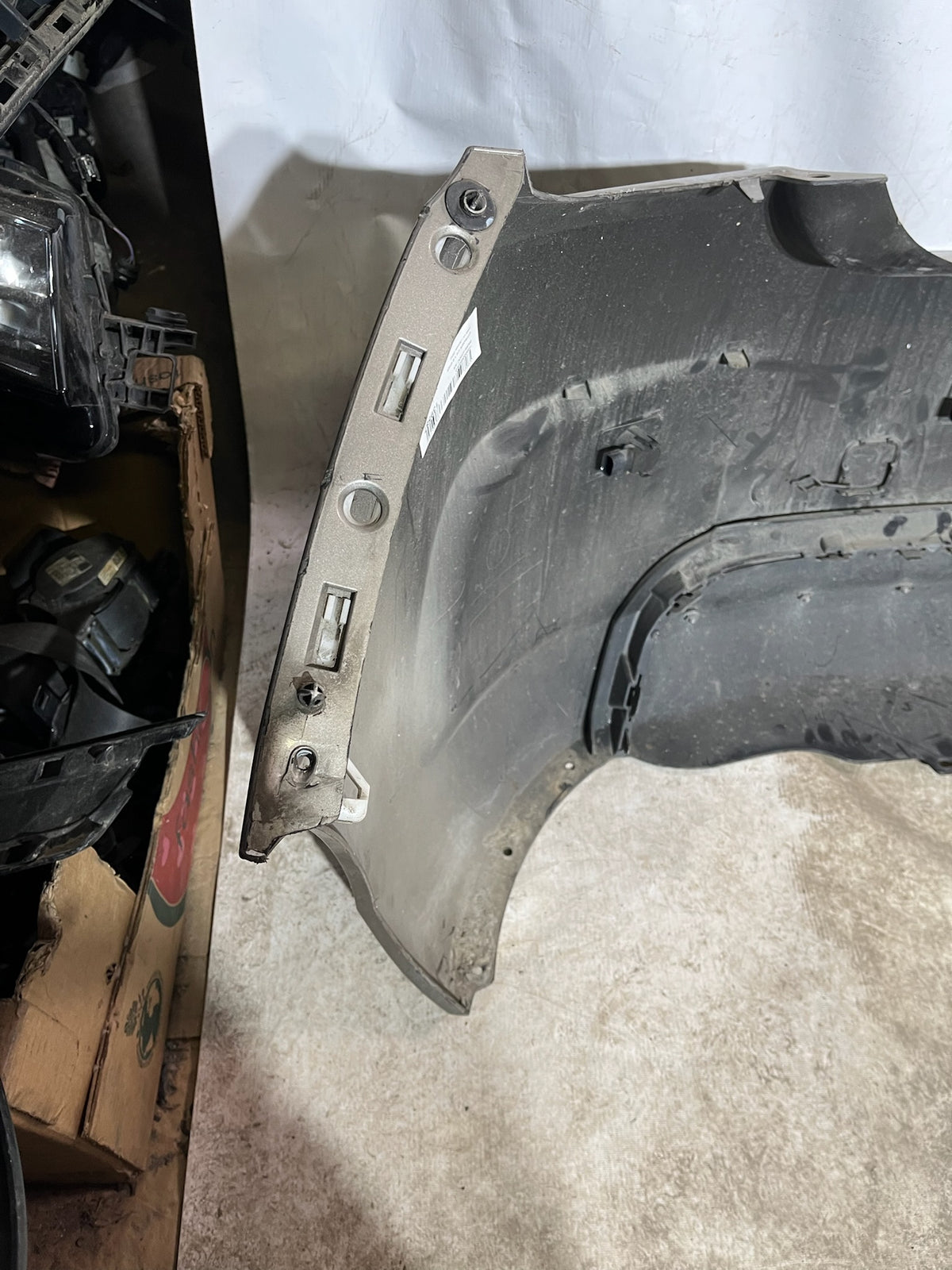 Pare choc arrière Citroën C4 2 marron