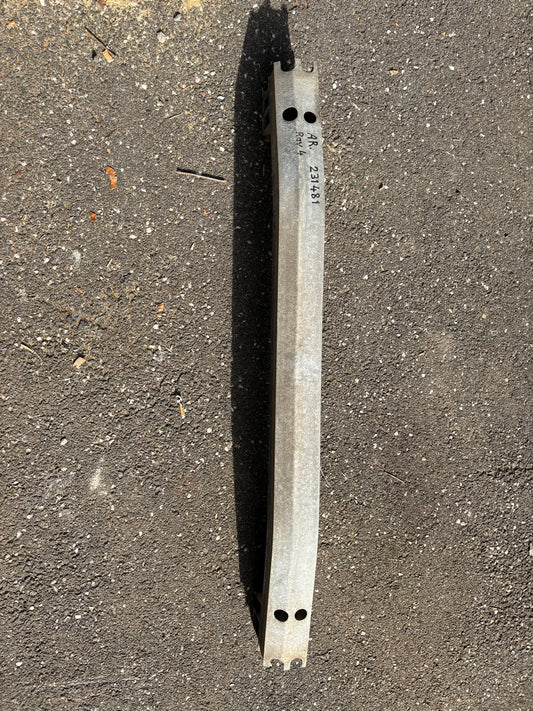 Renfort de pare choc arrière Toyota Rav 4 3 phase 1