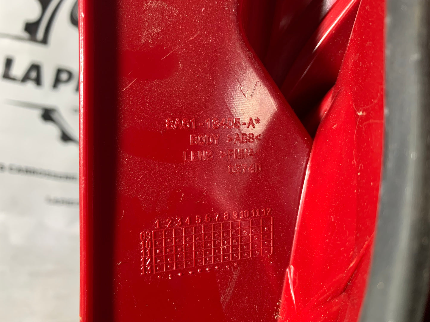 Feu arrière gauche Ford Fiesta 6 phase 1