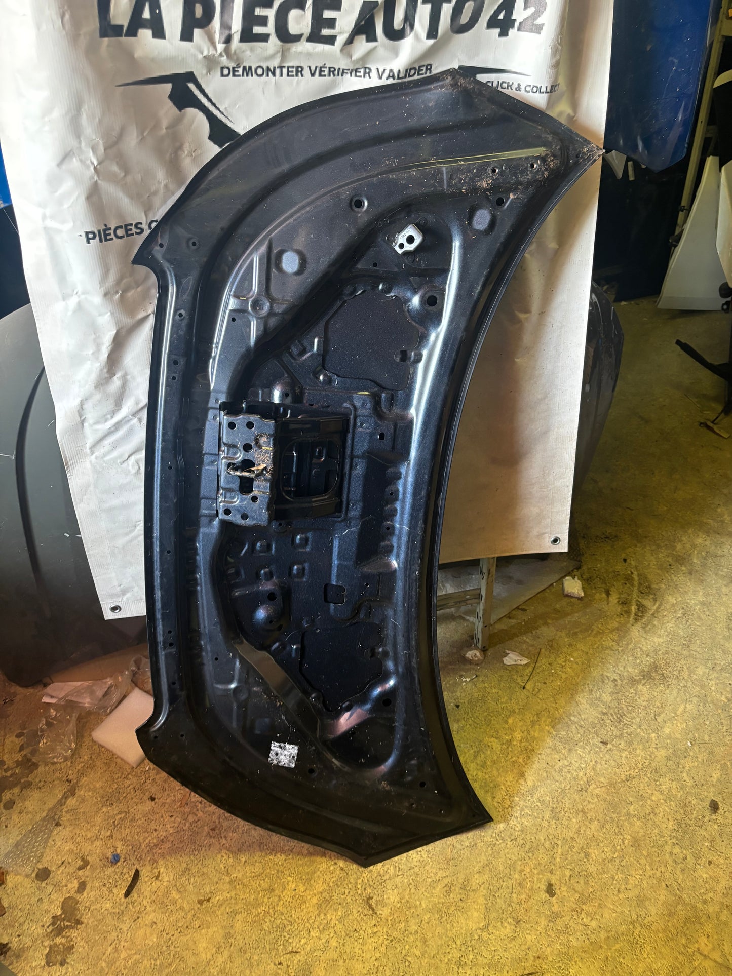 Capot Peugeot 108 noir