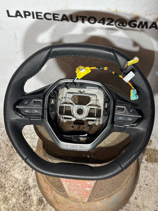Volant Peugeot 5008 2