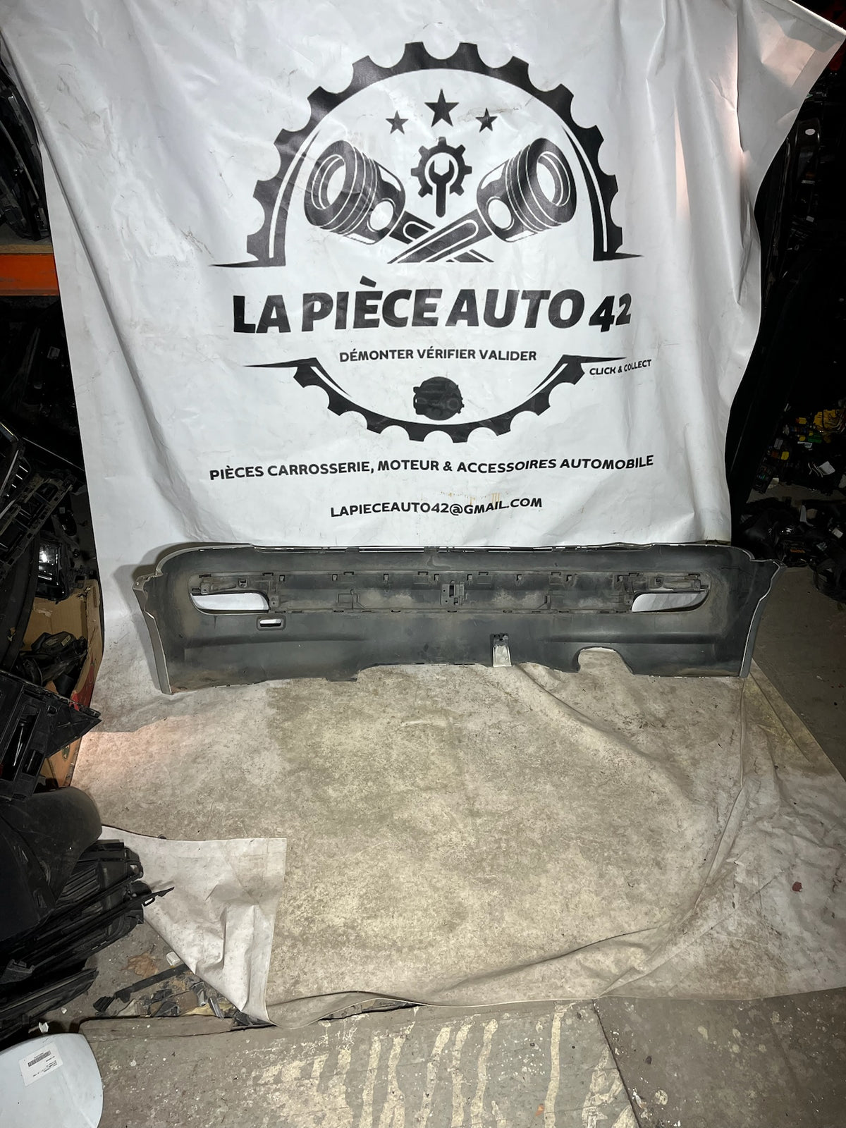 Pare choc arrière Peugeot 206 gris