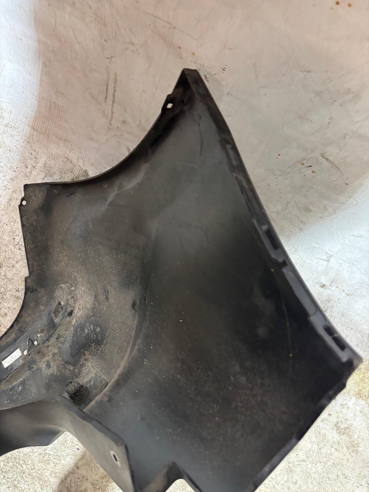 Pare choc arrière Renault Express noir 850222638R