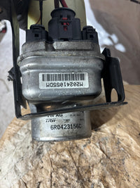 Pompe de direction assistée VW 6R0423156C