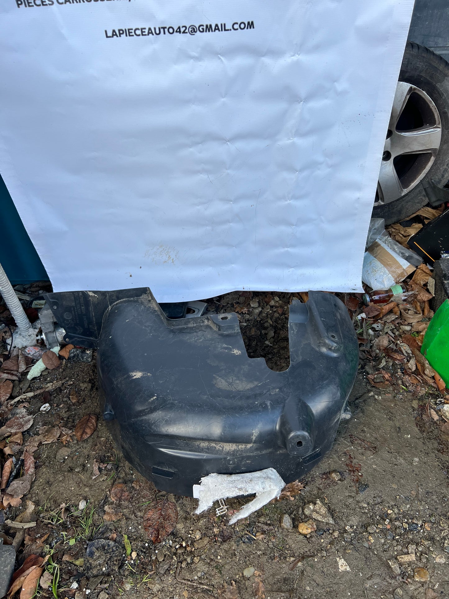 Pare boue arrière droit Peugeot 2008