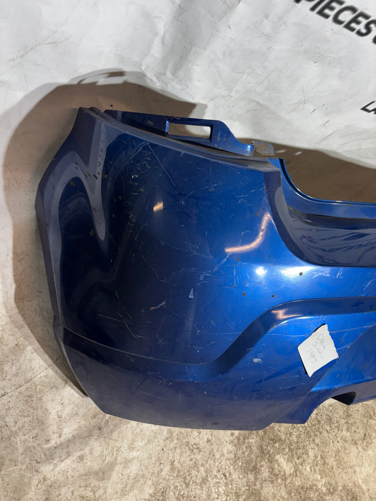 Pare choc arrière Dacia Sandero 1 Bleu 8200735456