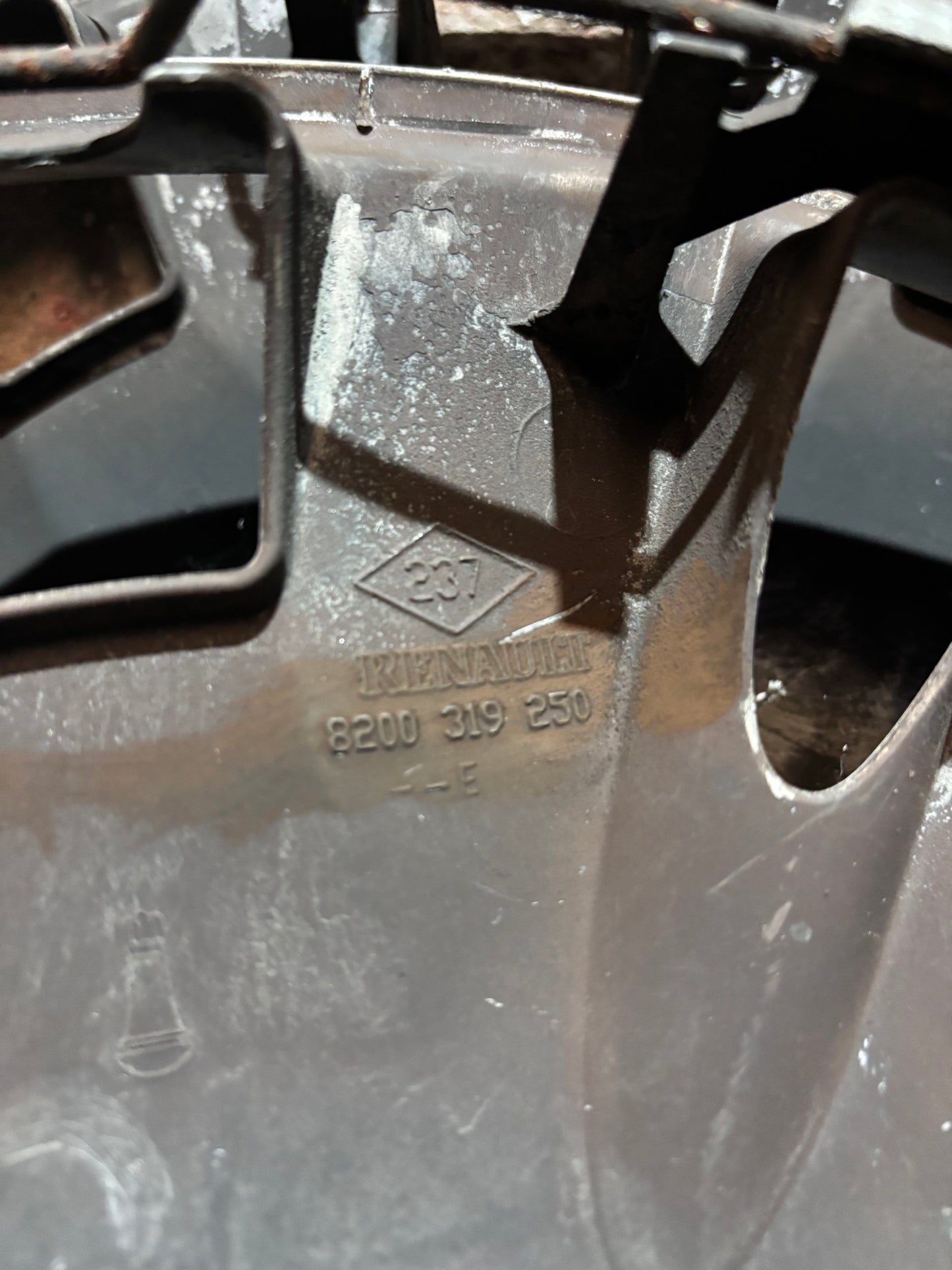 Enjoliveur Renault 15 pouces