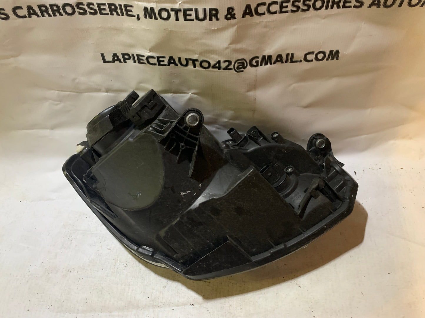 Phare avant gauche Volkswagen Up (1s)