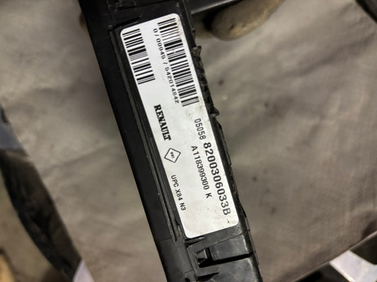 Upc 8200306033B Renault Megane  2