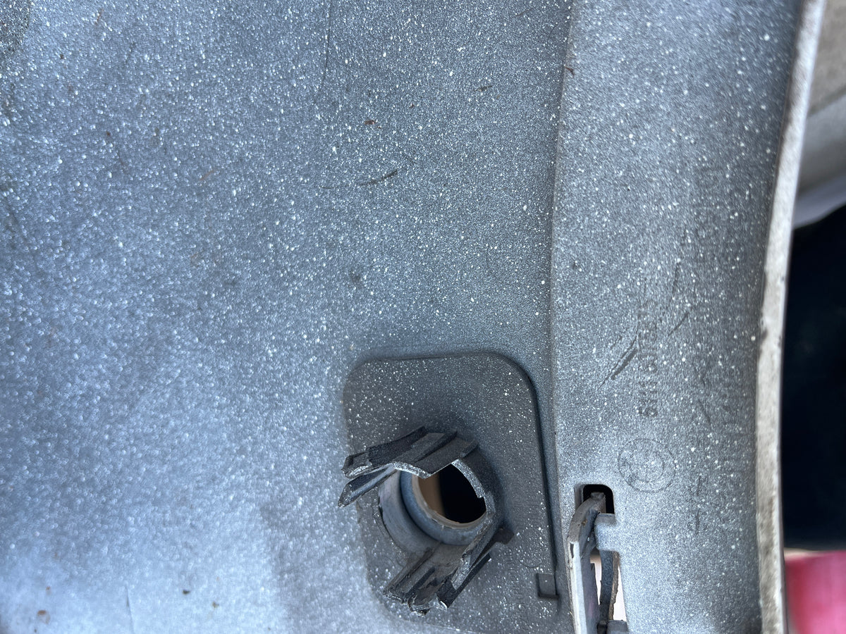 Pare choc AV blanc 51118075875 BMW X1
